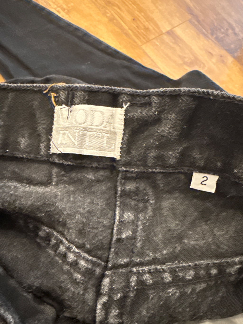 Moda Int'l Vintage Black Jeans Size 2 — 90s by Moda Int'l, Size 2, $24 - Photo 3
